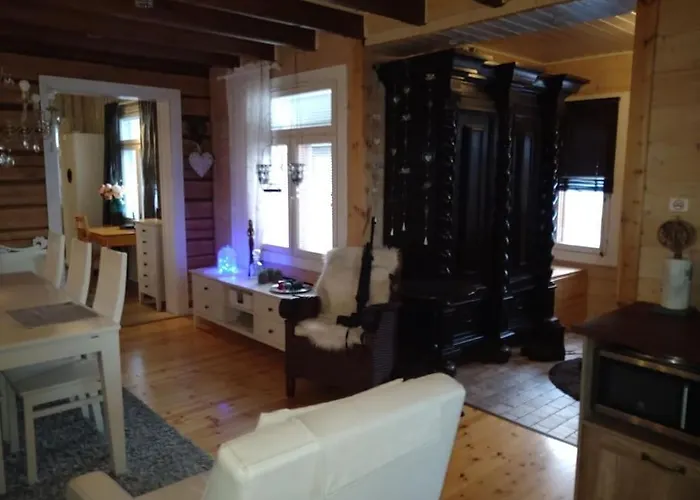 فيلة Mama's House Skandinavia In Ivalo