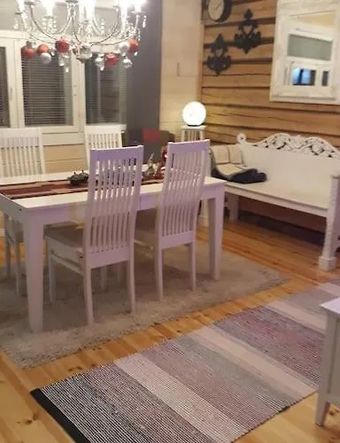 فيلة Mama's House Skandinavia In Ivalo Akujärvi